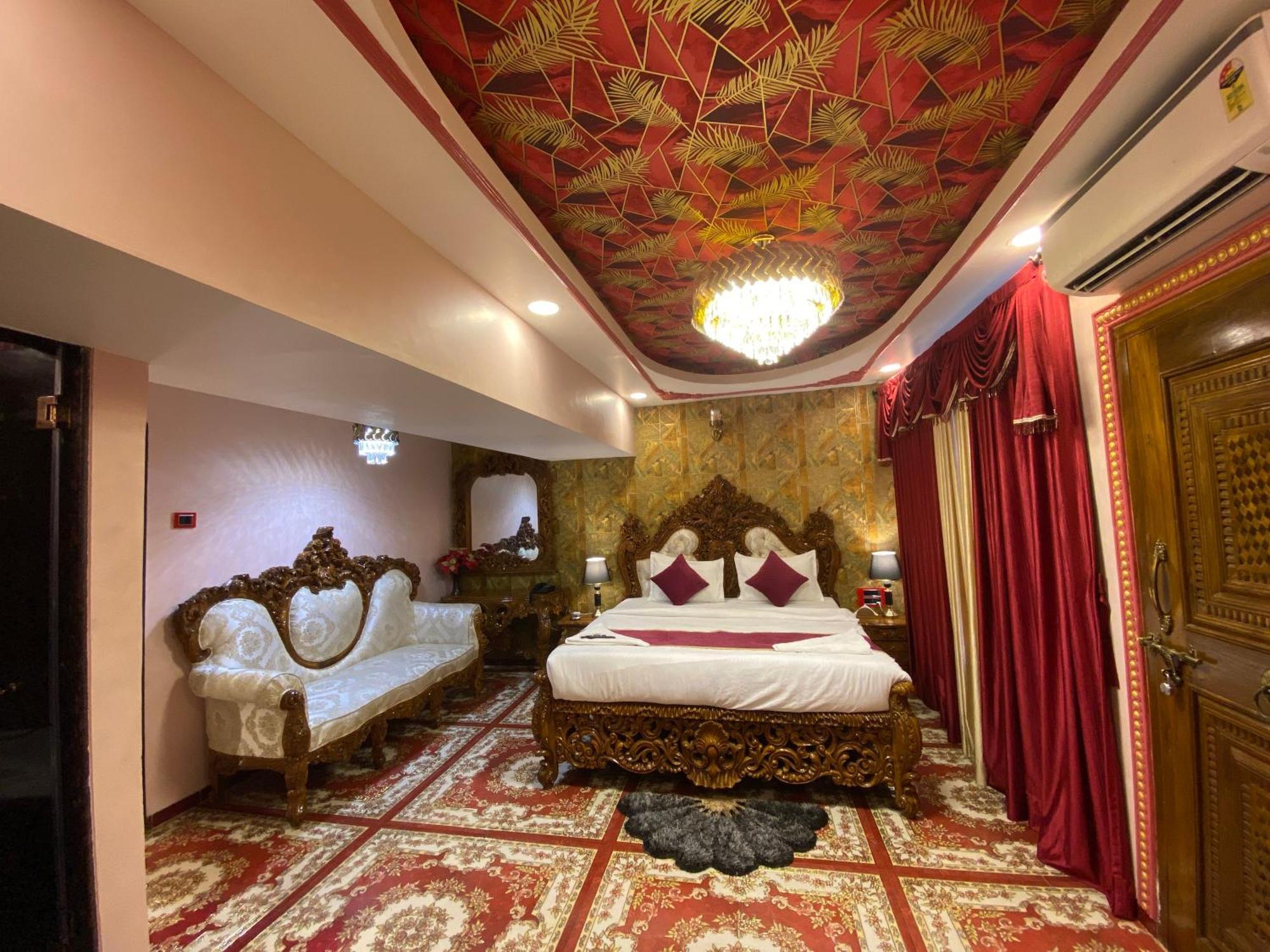 Hotel 97 Inn- Andheri Versova - Mumbai, Mumbai